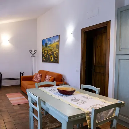 Il Cipresso - L'olmo - L'ulivo By Interhome Colle Calzolaro