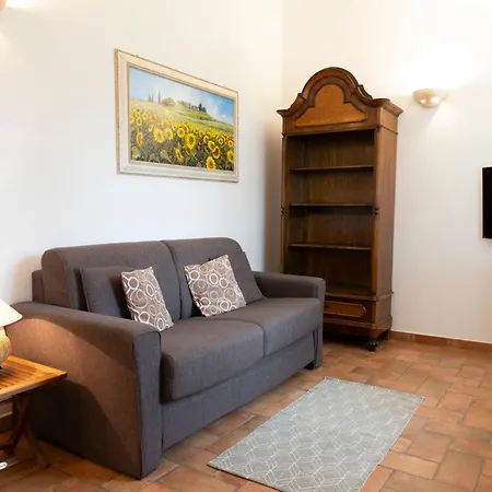Il Cipresso - L'olmo - L'ulivo By Interhome Colle Calzolaro