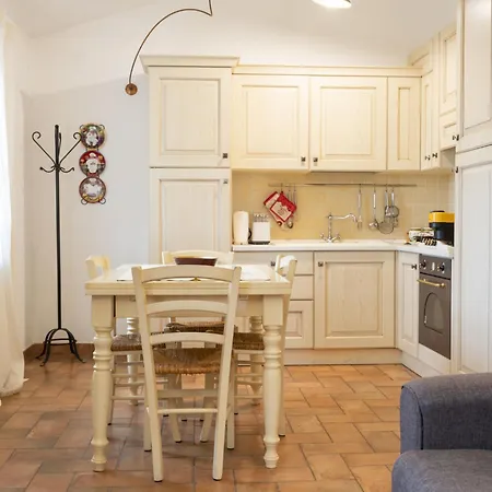Il Cipresso - L'olmo - L'ulivo By Interhome Apartment Colle Calzolaro